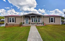 61 Square Grove Road, Waterloo, SC 29384
