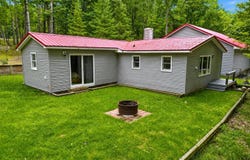 527 Eagles Nest Road, Indian River, MI 49749