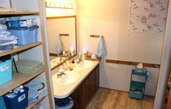 2154 Schlotthauer Dr, Marion, KS 66861