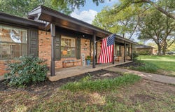 1210 Glenhaven Drive, Cleburne, TX 76033