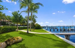 1265 N Lake Way, Palm Beach, FL 33480