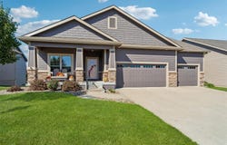 308 NE Pinehurst Circle, Ankeny, IA 50021