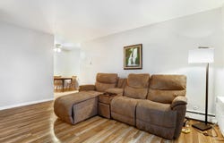 1900 Light Road, Oswego, IL 60543