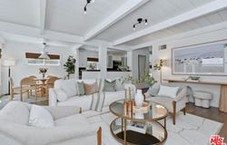 4176 Klump Ave, Studio City, CA 91602