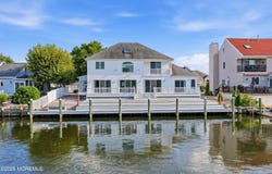 717 Fairview Lane, Forked River, NJ 08731