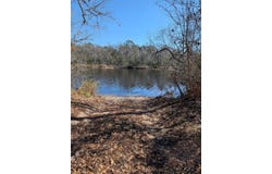 846 Hickory Hammock Rd, Carrabelle, FL 32322