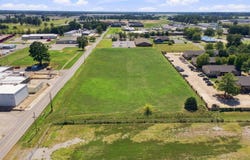 Veterans Way, Searcy, AR 72143-9999