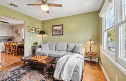 13 Edison Dr, Summit City, NJ 07901-4203