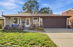 26517 Marilyn Avenue, Warren, MI 48089