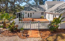 1314 NE First Ave, Steinhatchee, FL 32359