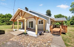 59846 FAIRVIEW Rd, Coquille, OR 97423
