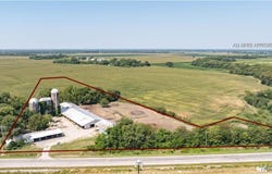 W Frontage Road, Worden, IL 62097