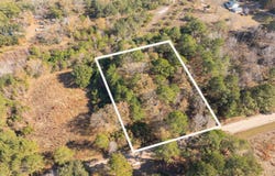 19 Oakhurst Road, Seabrook, SC 29940