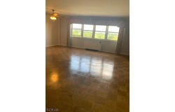 39 E 39Th St, Paterson City, NJ 07514-1143
