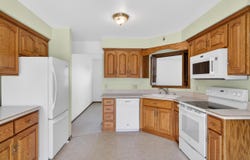 3801 S 14th St, Sheboygan, WI 53081
