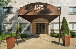 1375 RIVER RD, Edgewater, NJ 07020