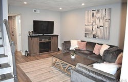 4236 Burnett Walk, St Louis, MO 63125