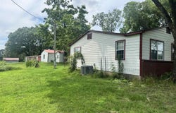 7498 US HWY 71 S, Wickes, AR 71973
