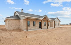 5421 County Road 6100, Lubbock, TX 79415
