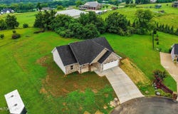 829 Wehali Tr, Kodak, TN 37764