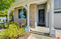 6754 Rhea Ct, Reseda, CA 91335