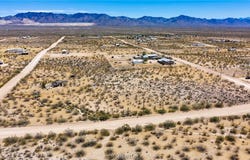 308-29-180N W Ida Drive, Golden Valley, AZ 86413