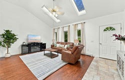 16 Georgann Road, Manorville, NY 11949