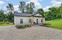 7911 Keller Road, Delton, MI 49046