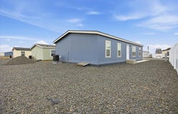 2681 E Edison Ave #28, Sunnyside, WA 98944
