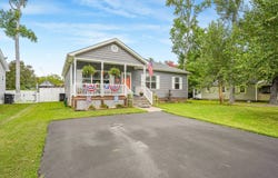 21 10th St, Colonial Beach, VA 22443