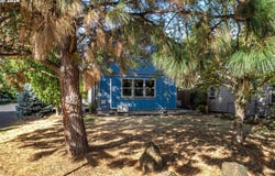 2060 MARTHA Ln, HoodRiver, OR 97031