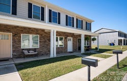 3939 Newhall Drive, Hickory, NC 28601