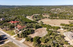736 Covered Bridge Dr, Driftwood, TX 78619