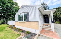 4 Kenvil Ave, Roxbury Twp., NJ 07876-1408