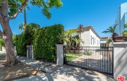 8727 Bonner Dr, Los Angeles, CA 90048
