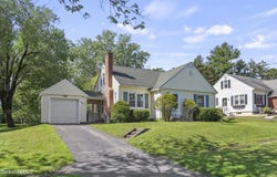 153 Ridgeway Ave, Pittsfield, MA 01201