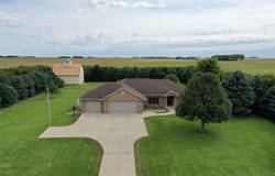 2578 225th Avenue, Milford, IA 51351
