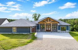 31291 Los Breezes Circle, Rocky Mount, MO 65072