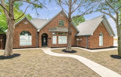227 N Hopson Street, Van Alstyne, TX 75495