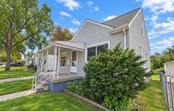 23789 Harding Avenue, Hazel Park, MI 48030