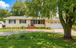 1353 Elmhurst Drive, Genoa Twp, MI 48843