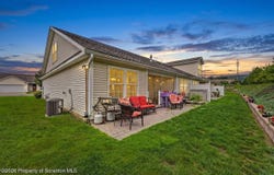 257 Foxtail Circle, Archbald, PA 18403