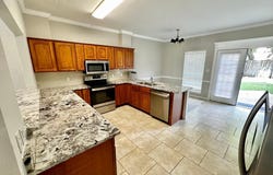 1902 S 8th St, Waco, TX 76706