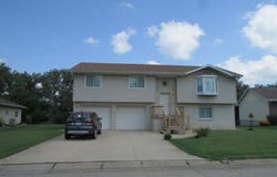 2048 Dawn Drive, Crete, NE 68333