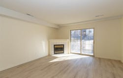 458 W Side Dr, IowaCity, IA 52246