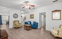 301 Buckeye Trail, La Grange, TX 78945