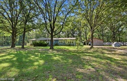 7118 Gum Road, Carthage, MO 64836