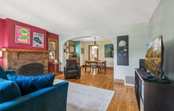 2761 Zenith Avenue N, Robbinsdale, MN 55422