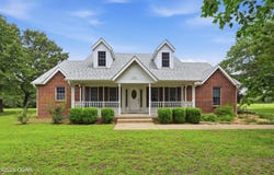3532 Willow Lane, Loma Linda, MO 64804