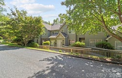 220 Stoney Falls Loop, Burnsville, NC 28714